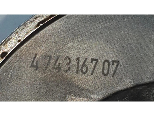 Píst 11258571012   BMW 2 F22 F23  pro naftový motor   