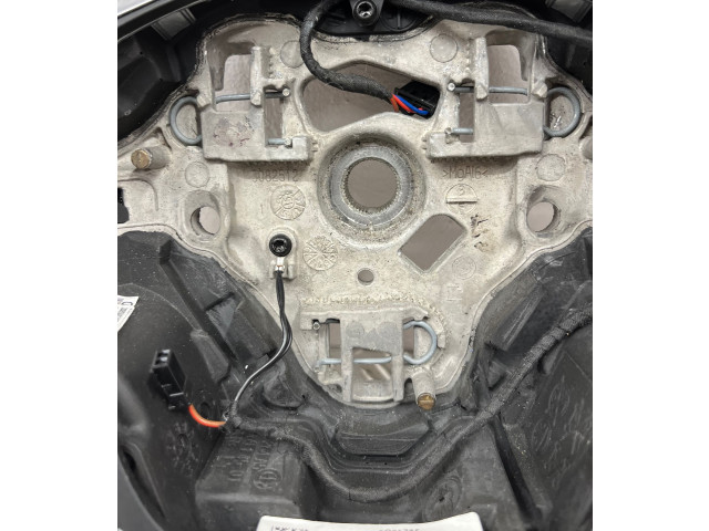 Volant BMW 2 F46 2015 3082512  