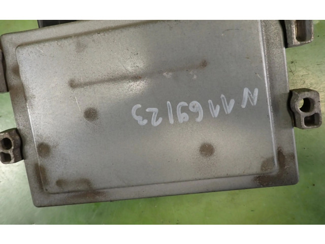 Блок управления двигателем ECU