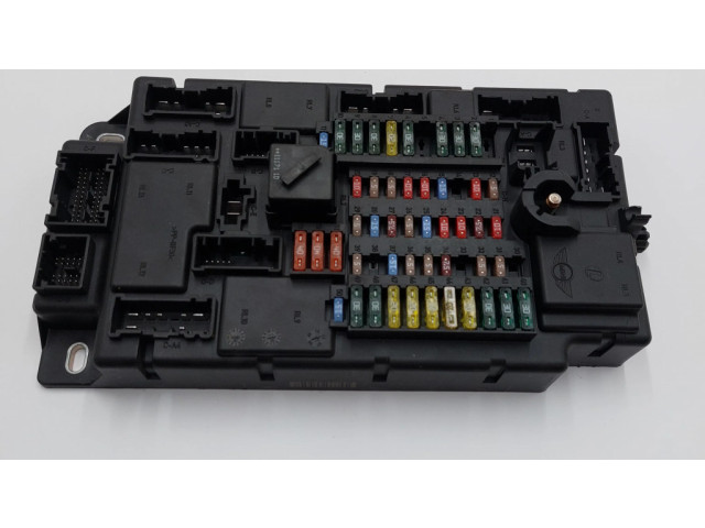 Блок предохранителей 9809589   Mini Cooper Countryman R60    