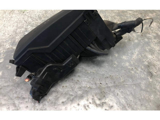 Блок предохранителей  6G9T-14A067-AB   Ford S-MAX    