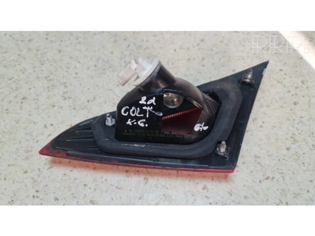 Задний фонарь левый сзади MN105625, E32348    Mitsubishi Colt CZ3   2006-2009 года