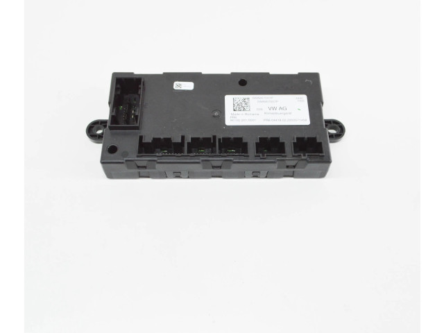Vstřikovací lišta 5WA907007P, 90155201   Volkswagen Golf VIII    DFYA 