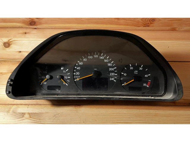 Přístrojová deska  Mercedes-Benz E W210 1999 A2105405048  