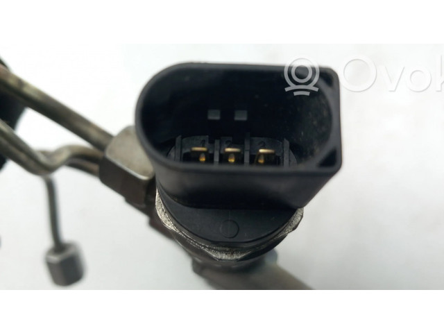 Vstřikovací lišta Bosch   BMW 2 F45   1.5  