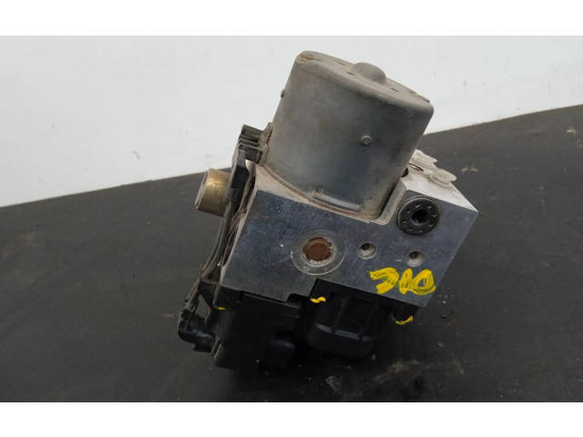 Блок ABS Audi A4 S4 B5 8D  1999 - 2000 года 0273004281      