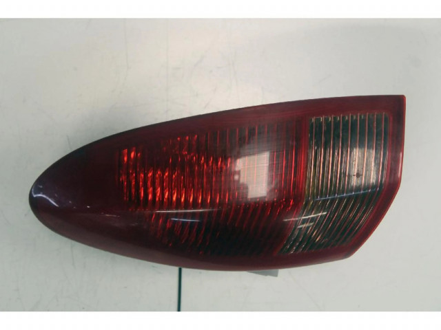 Задний фонарь правый     Alfa Romeo 147   