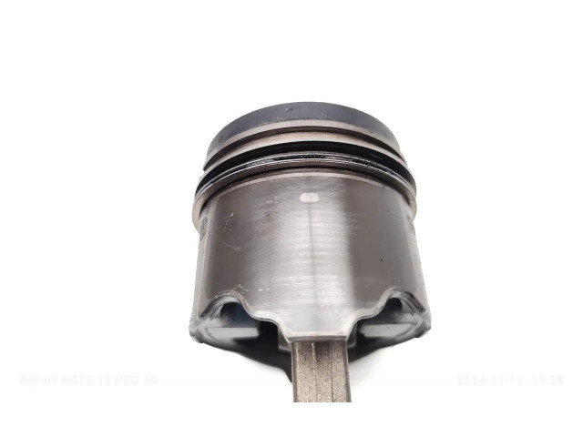 Поршень с шатуном F9Q803;F9Q804;F9Q816;F9Q818 F9Q803, F9Q804  Renault Megane II  