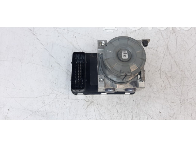 Jednotka ABS 32214773   Volvo V60 2018