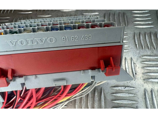   Pojistková skříňka 9162439   Volvo S80 2004