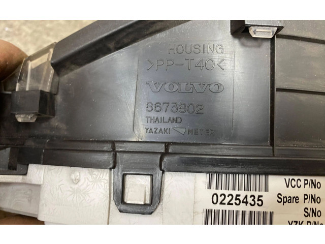 Přístrojová deska  Volvo V70 2005 30746112, 8673802  