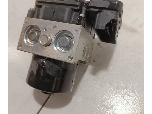 Блок АБС 7E0907379K, 10062230711   Volkswagen  Transporter - Caravelle T5  2003 - 2015 года