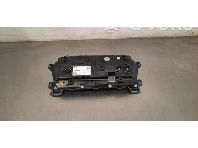 Přístrojová deska  BMW 1 F40 2024 62105A76493  