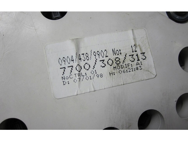 Панель приборов 7700308313   Renault Trafic I       