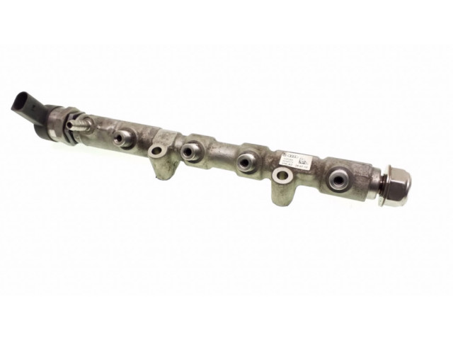 Топливная рампа 03P089, 057130764AB   Skoda Fabia Mk2 (5J) 1.2 