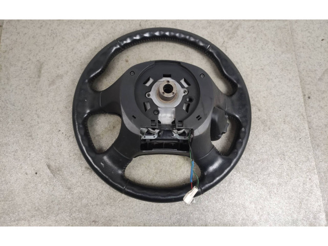 Volant Nissan Primera 2003   