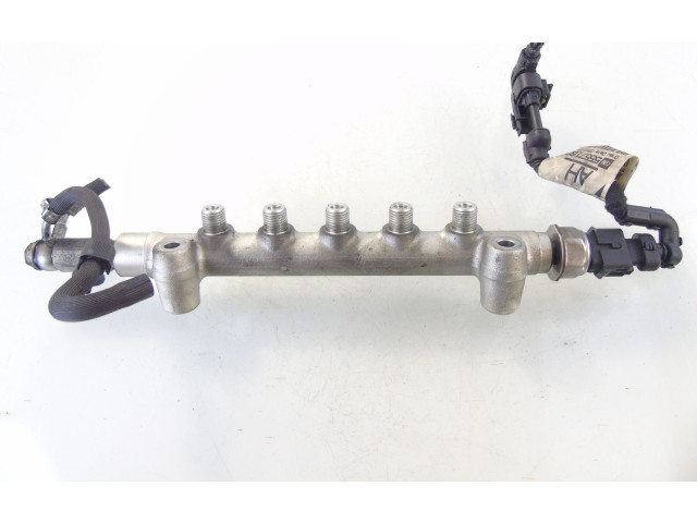 Vstřikovací lišta 55570022   Opel Meriva B     