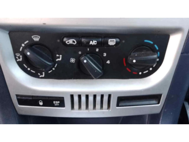 Блок управления климат-контролем    Peugeot 107