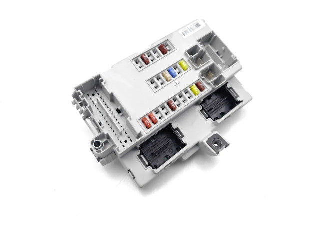   Pojistková skříňka 68233380AC, 503441271211   Jeep Cherokee 2015