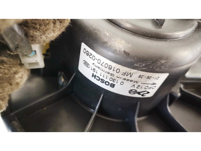 Вентилятор печки    0130111191, 016070-0260   Mitsubishi Carisma