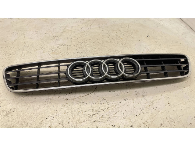 Передняя решётка Audi A3 S3 8L 1996-2003 года 8L0807683      