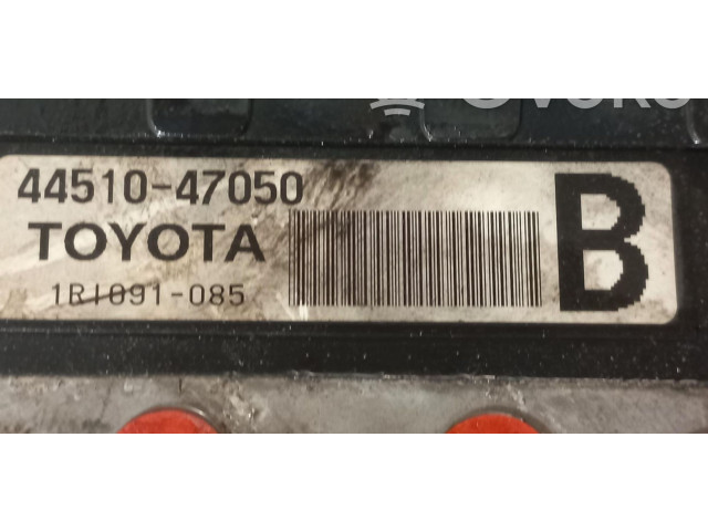 Jednotka ABS 4451047050   Toyota Prius (NHW20) 