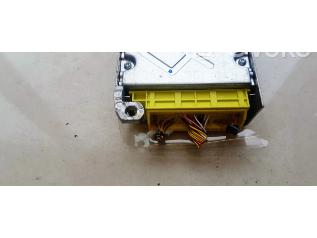 Блок подушек безопасности 233112102   Toyota Avensis T270