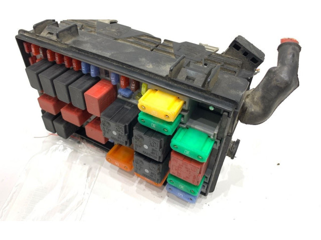 Блок предохранителей  51737884   Fiat Grande Punto    