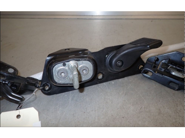 Замок багажника 9818171480    Peugeot Partner 2008 - 2014 года