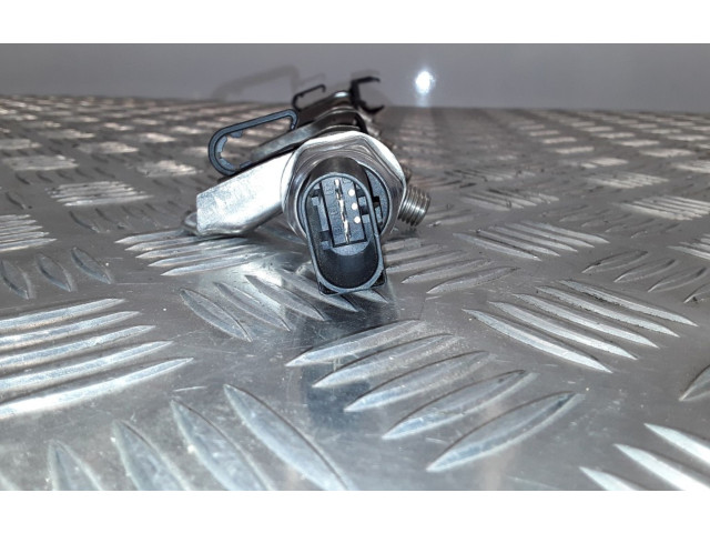 Vstřikovací lišta 7575480, 7537319   BMW 1 E82 E88  pro benzínový motor 3.0 N54B30A 