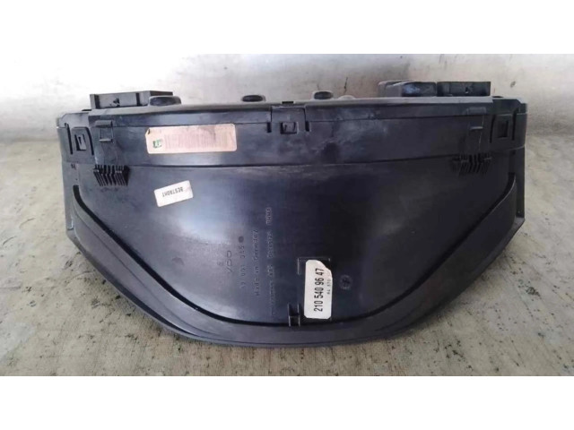 Přístrojová deska  Mercedes-Benz E W210  87001345, CUADROINSTRUMENTOS  