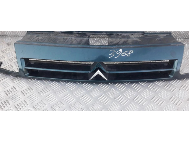 Передняя решётка Citroen Xantia  9618919977      