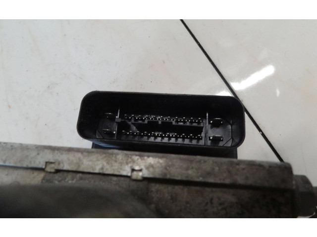 Блок АБС 2K0907379A   Volkswagen  Caddy  2004 - 2010 года