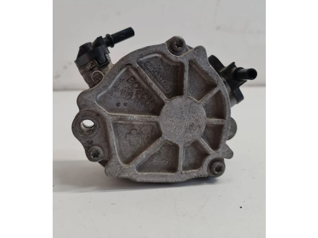 Вакуумный насос 9804021880   Volvo V40 Cross country