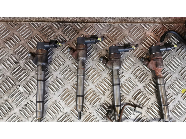 Vstřikovač 331002A420   Hyundai ix35  pro naftový motor 1.7  