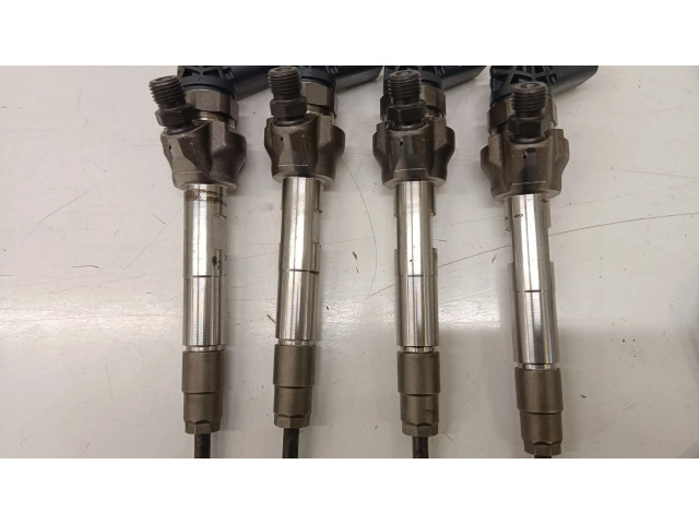 Vstřikovač 7243972, 8514146   BMW 4 F32 F33  pro naftový motor 2.0  