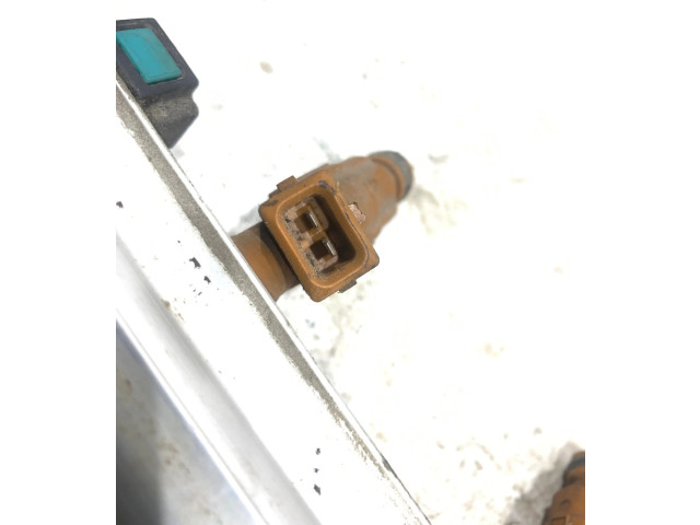 Vstřikovací lišta 9186942, 2221146   Volvo S60    B 5204 T5 