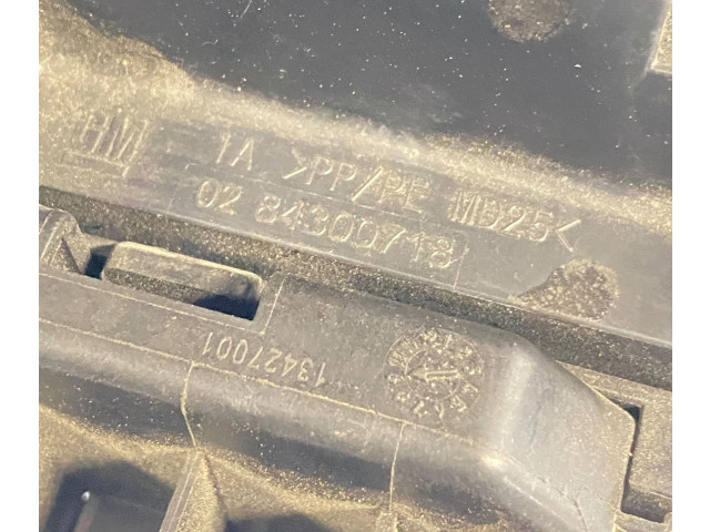 Блок предохранителей  84300718, 84809671   Chevrolet Equinox    