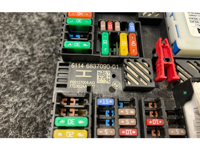 Блок предохранителей 6837090, 61146837090   BMW 5 G30 G31    
