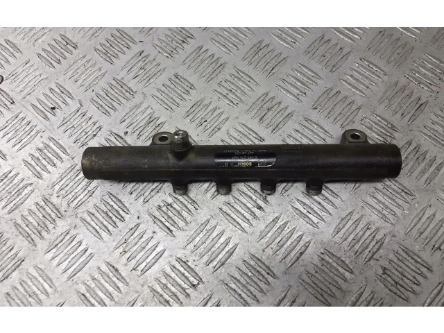 Vstřikovací lišta 46768653   Alfa Romeo 147     