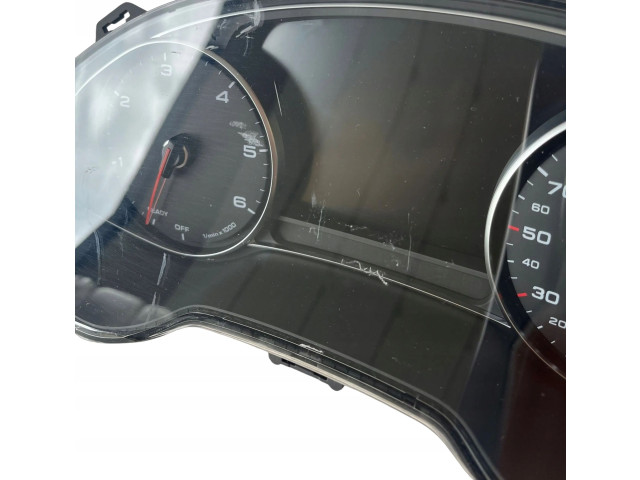 Přístrojová deska  Audi Q7 4M 2015 4M0920771  