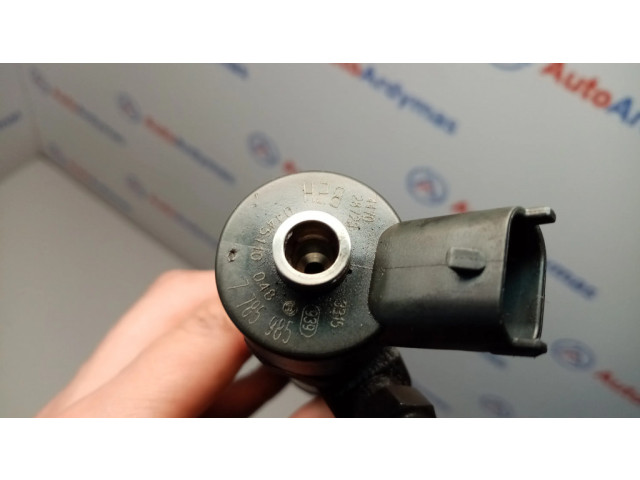 Vstřikovač 7785985, 13537785985   BMW 5 E39  pro naftový motor 2.5 M57 