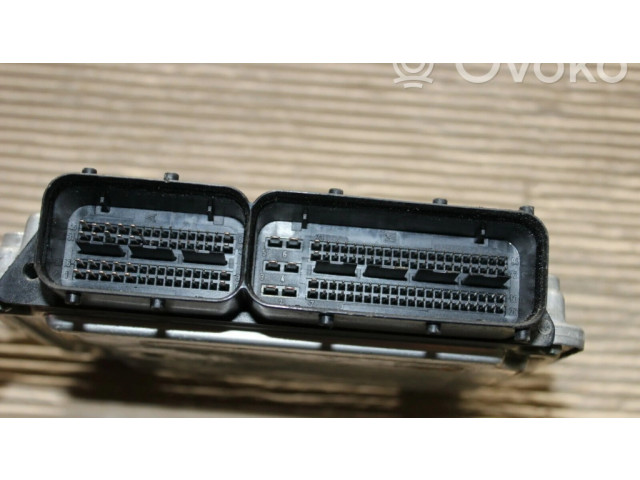 Řídící jednotka 03G906021AR, 0281012469   Volkswagen Caddy 2004