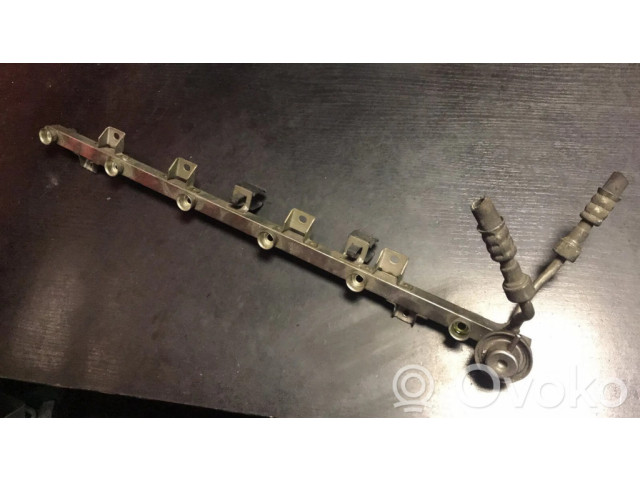 Vstřikovací lišta 1436110, 0280160597   BMW 5 E39  pro benzínový motor 2.8  