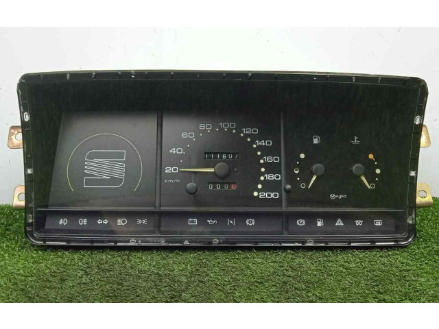 Přístrojová deska  Seat Ibiza I (021A) 1990 19504101, 4.CONECTORES  