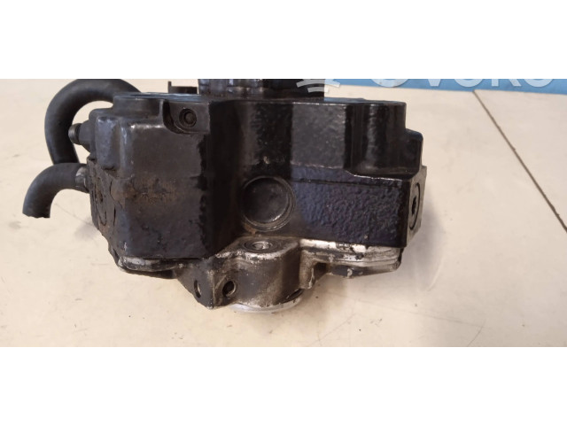 Vstřikovací čerpadlo 8689590   Volvo S80     