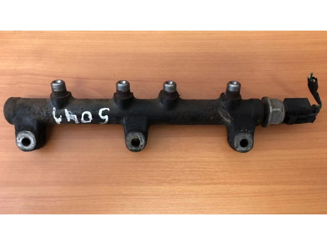 Vstřikovací lišta r9144z060a, 31500-4x700   KIA Carnival  pro naftový motor 2.9  