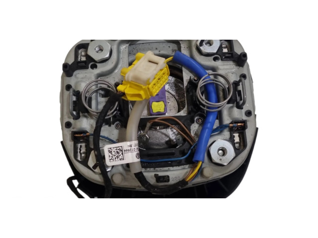 Подушка безопасности водителя 1Z0880201AK   Skoda Octavia Mk2 (1Z)