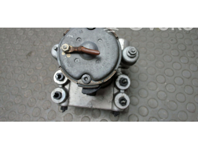 Jednotka ABS 0265214002, NICHTZUTREFFEND   Audi A6 S6 C4 4A 1996