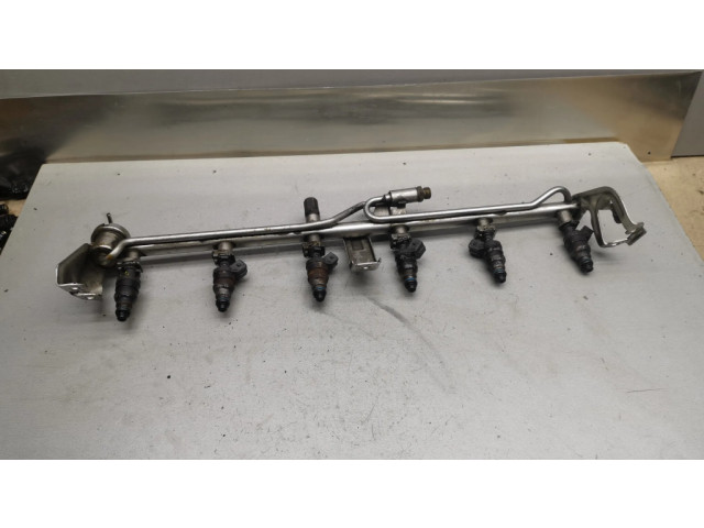 Vstřikovač A1040701395, 0000787323   Mercedes-Benz C W202  pro benzínový motor 2.2  